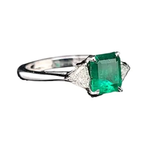 Emerald Sparkle Ring